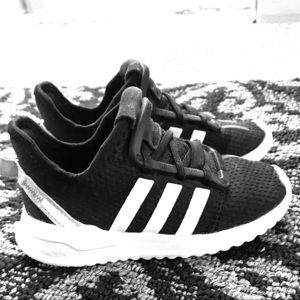 U-Path Addias size 9 toddler